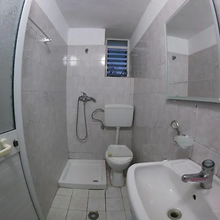 Casa Mia Sr 旅馆 Sarandë