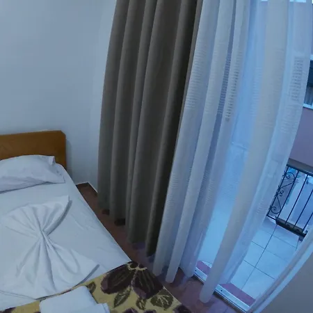 Casa Mia Sr Sarandë