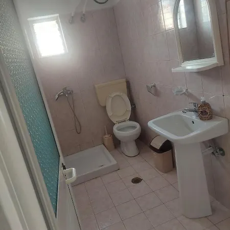 Casa Mia Sr 旅馆 Sarandë